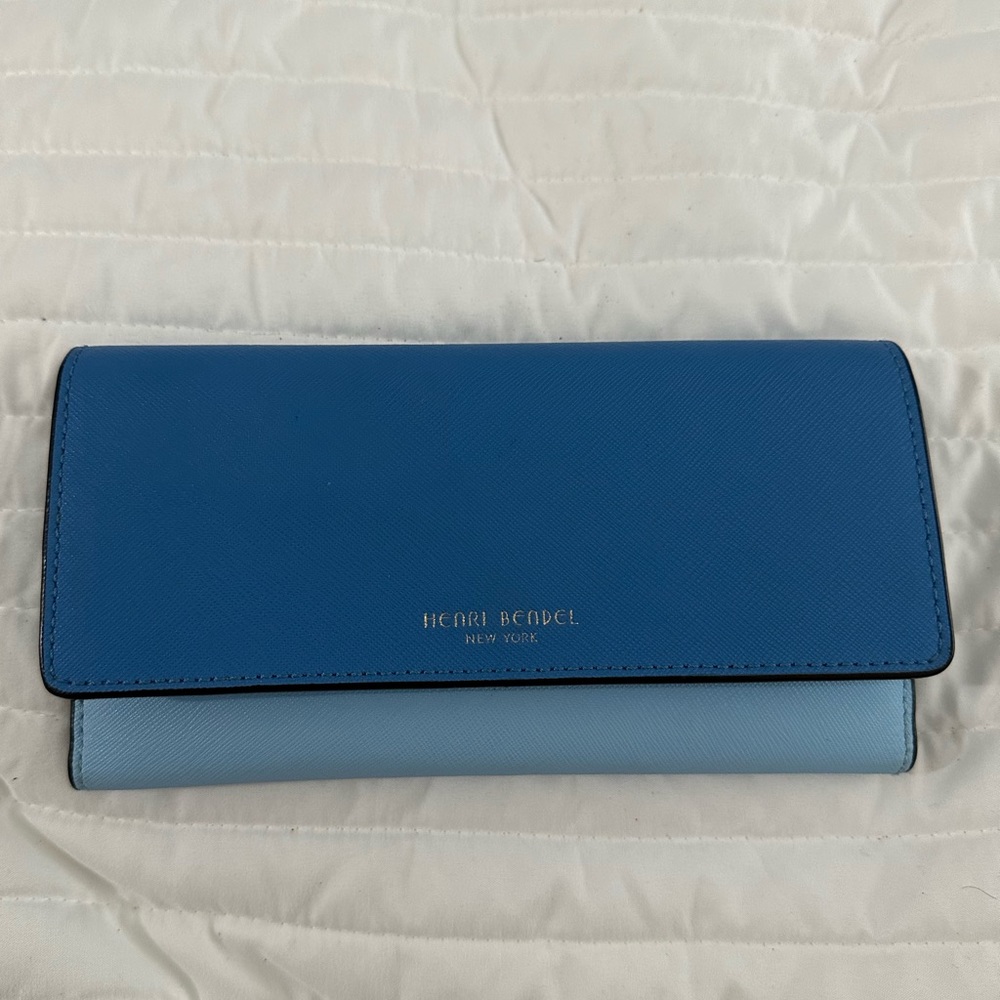 Henri Bendel Blue Two Tone wallet